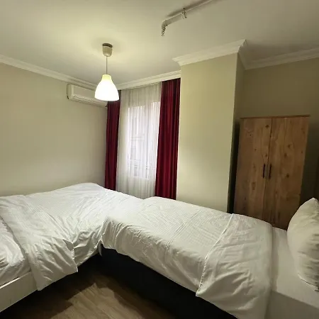 Madoa 14 Sisli * Istanboel